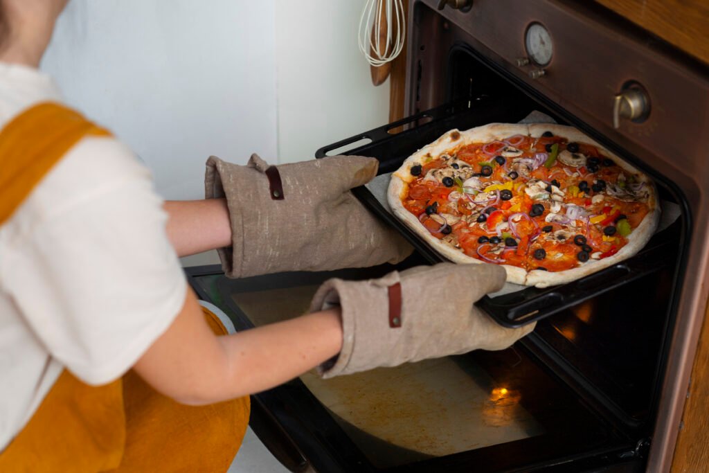 Cuire dans un four à pizza électrique